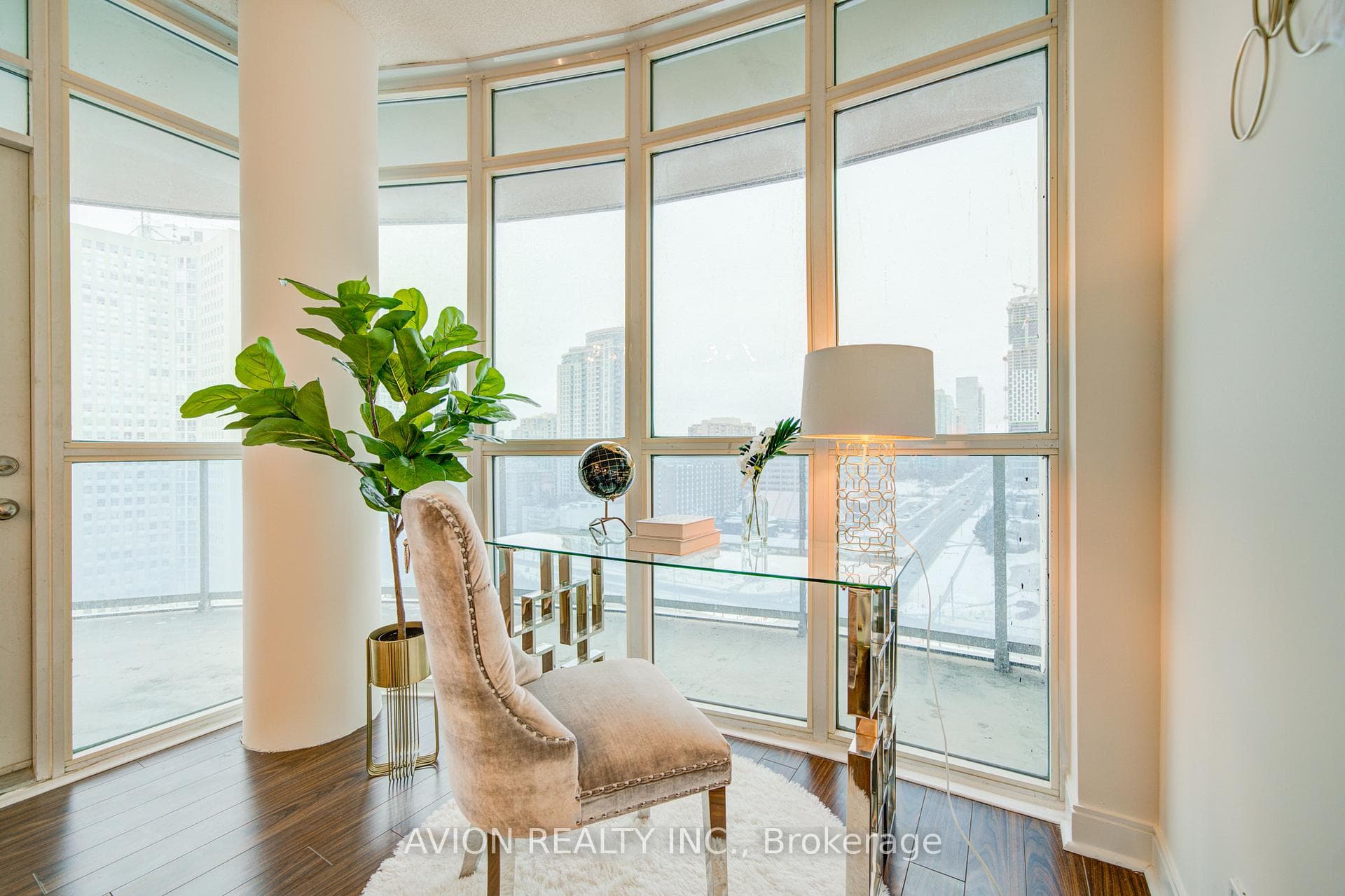 70 Absolute Avenue Unit 1506 photo 12