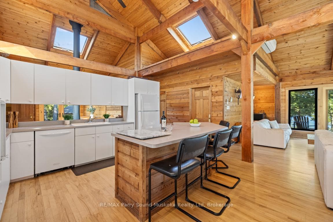 14 SILVER FOX Drive photo 23