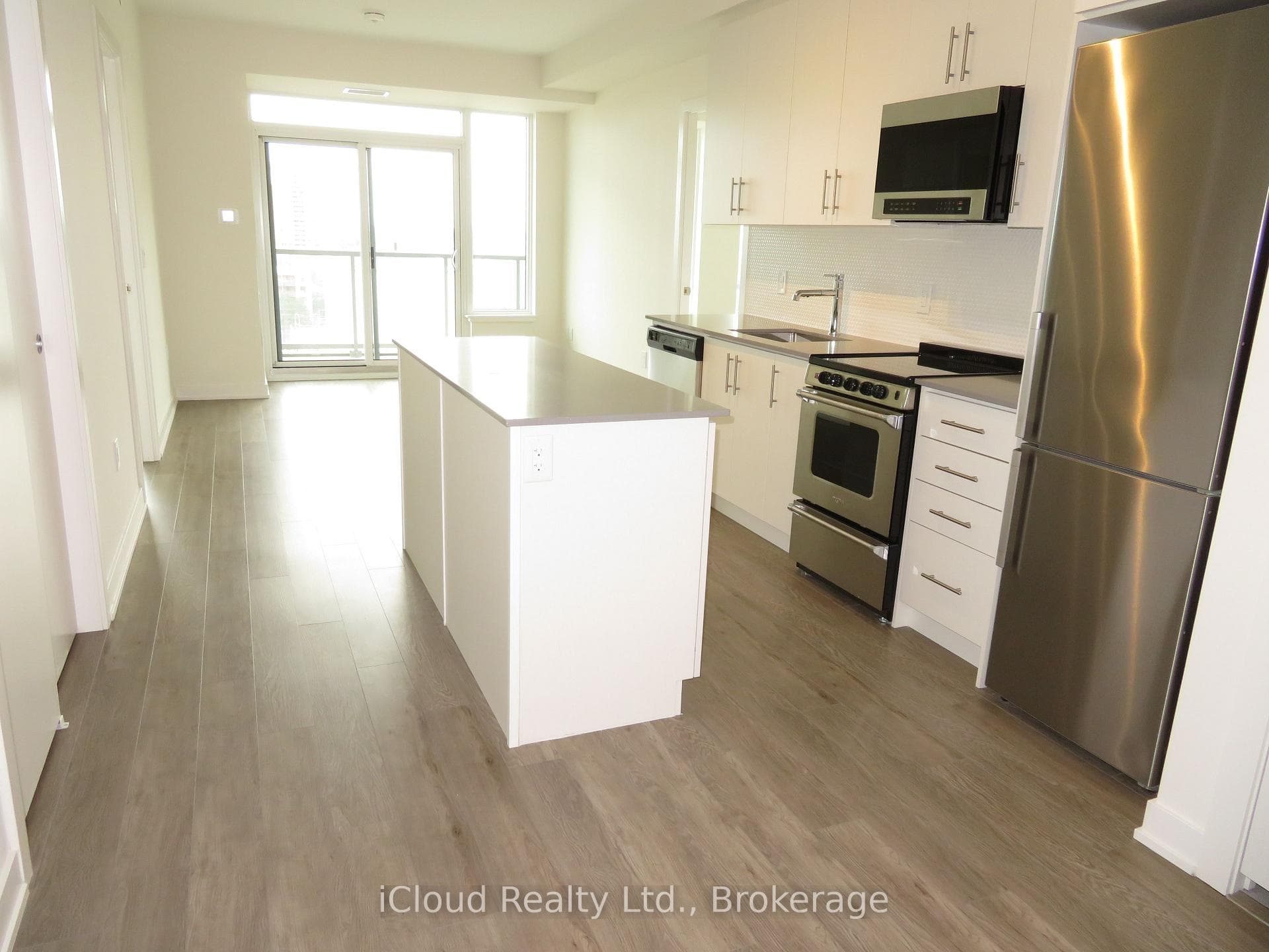 212 King William Street Unit 1104 photo 5