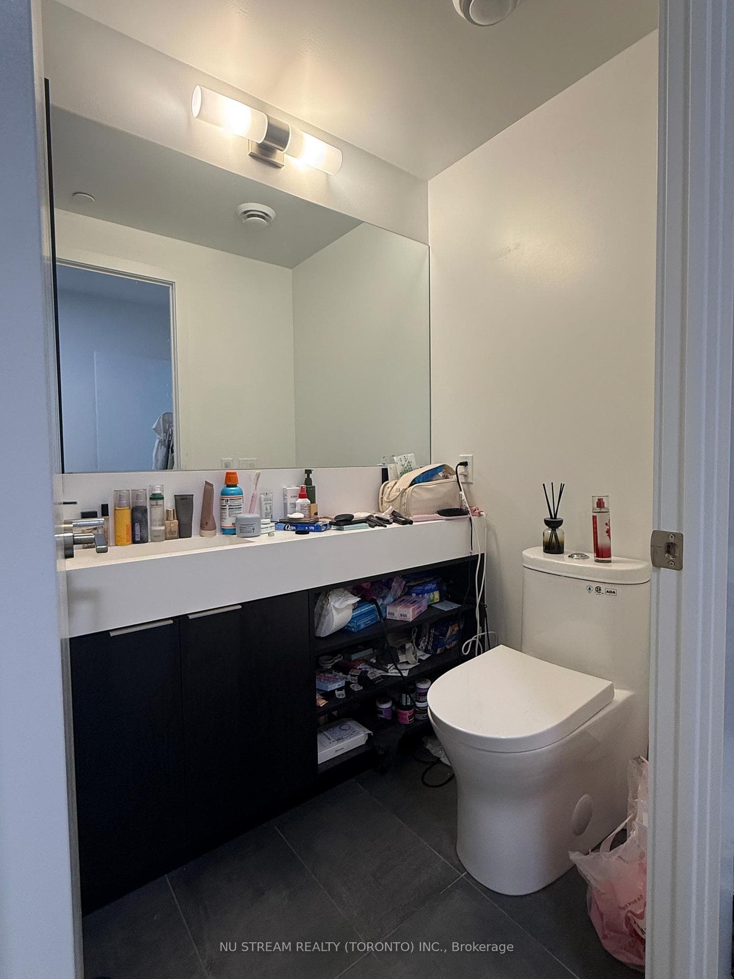 2nd Ensuite Bathroom