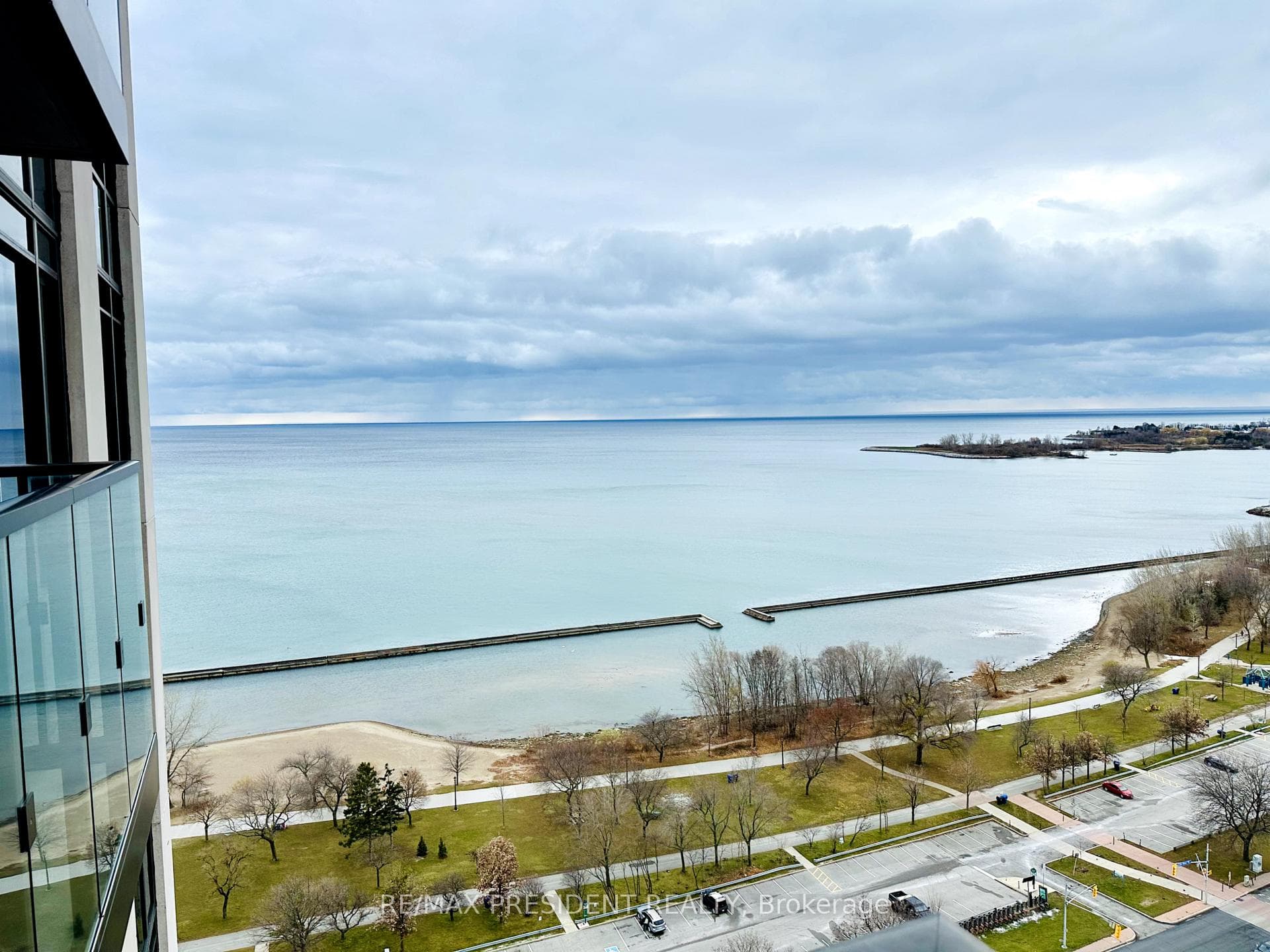1926 lakeshore Boulevard Unit 2311 photo 19