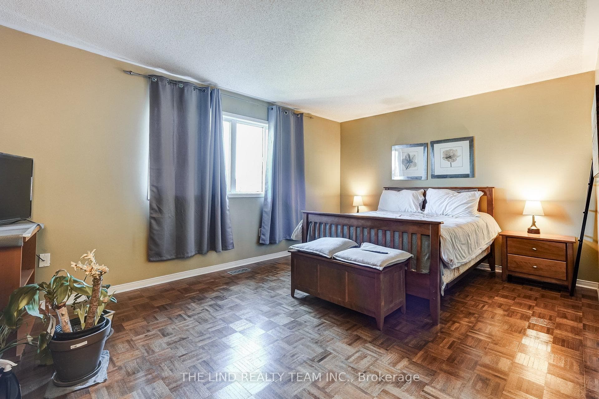29 Tuscana Boulevard photo 17