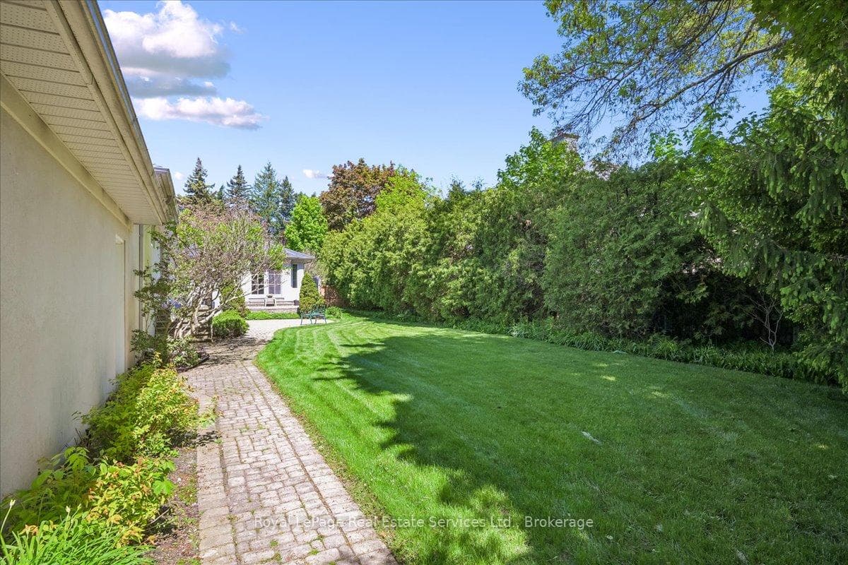 281 Pinehurst Drive photo 48