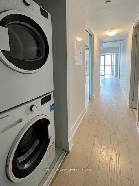 955 Bay Street Unit 2702 photo 15