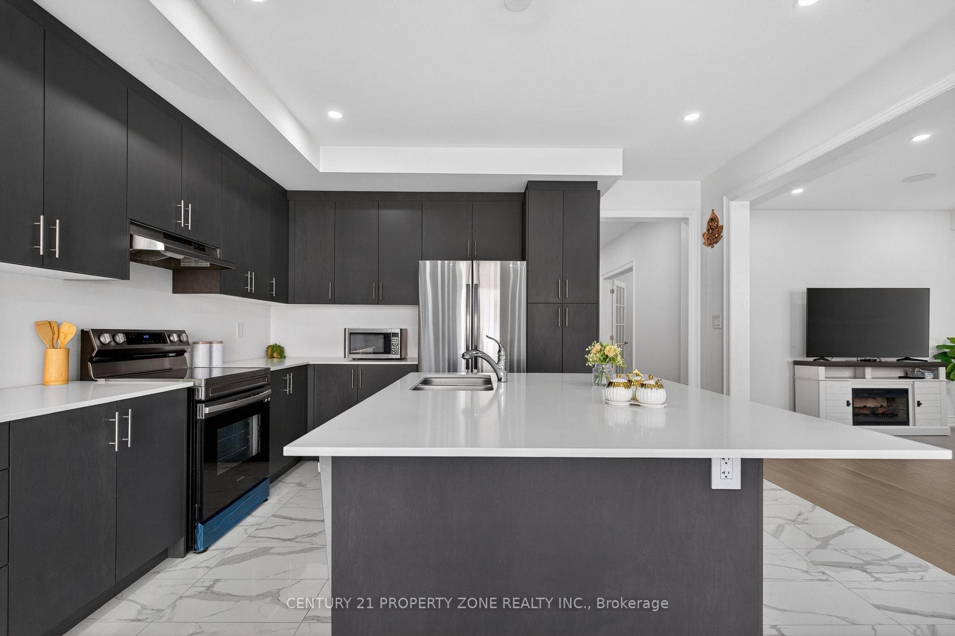105 Walker Road photo 11