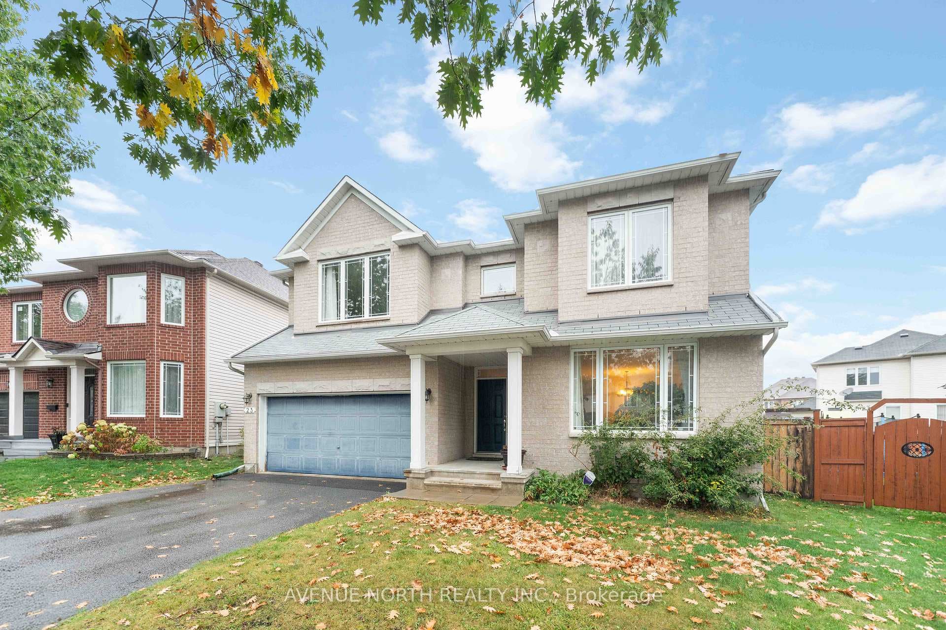 23 Hearthstone Place photo 2