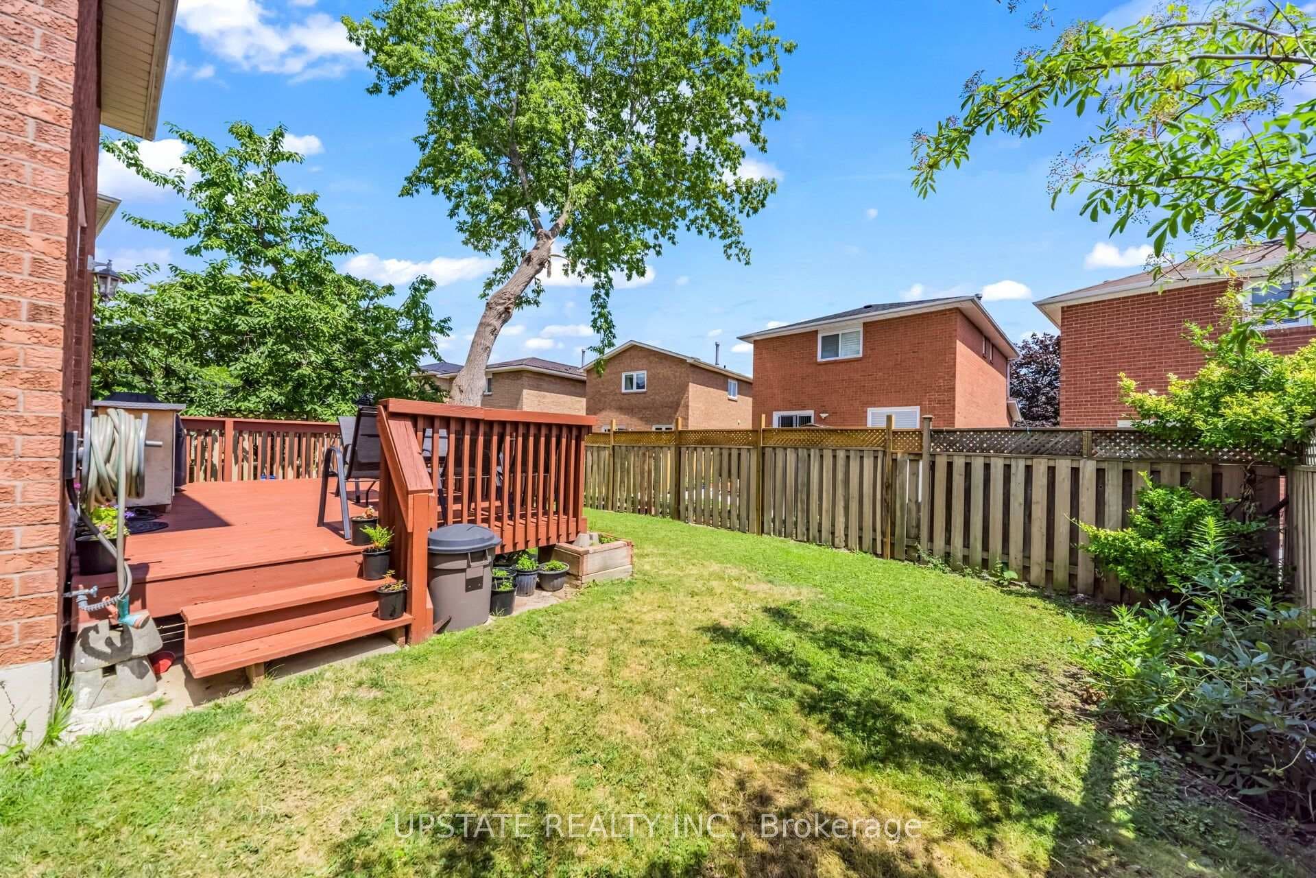 145 Valonia Drive photo 35