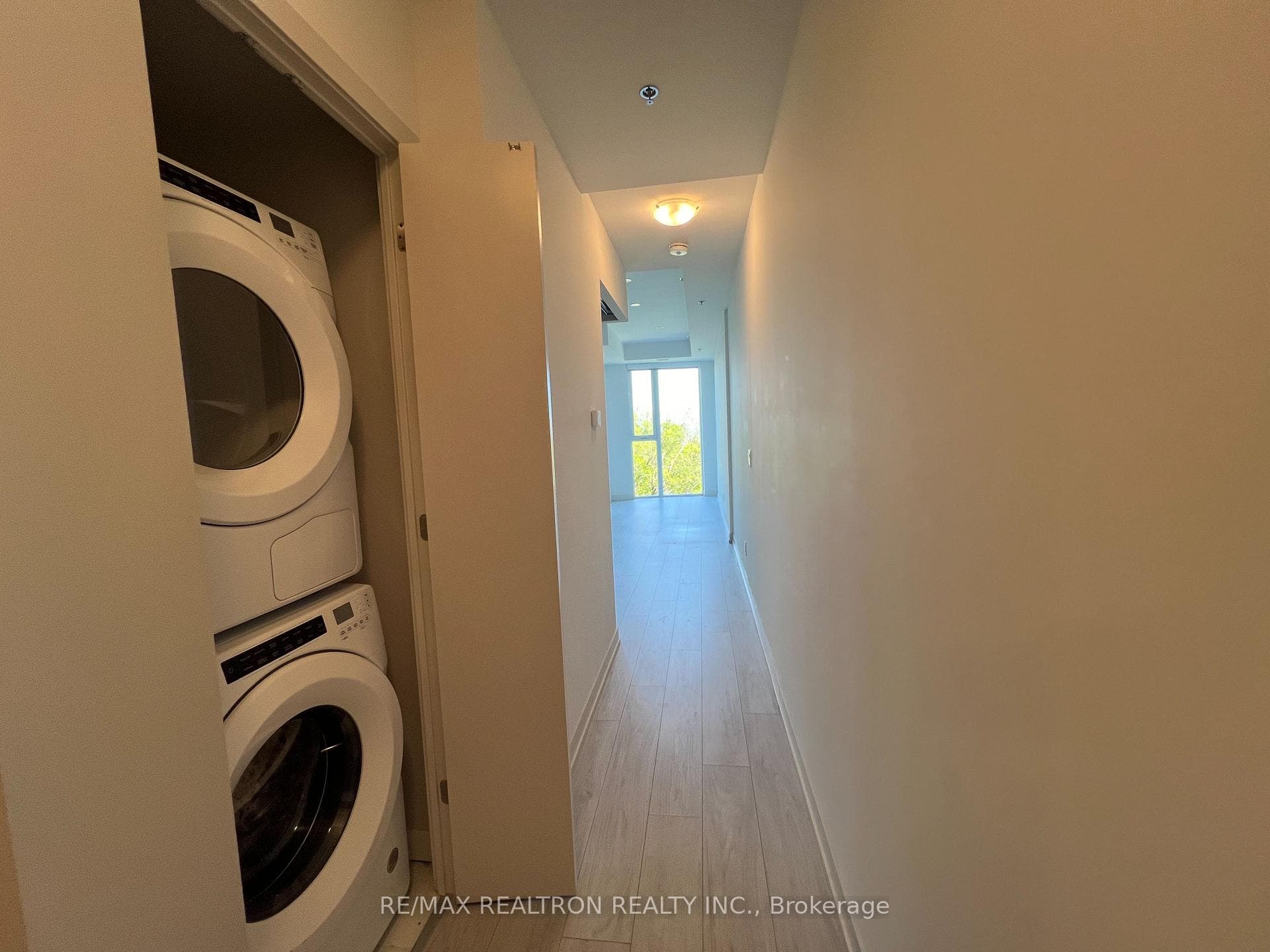 90 Glen Everest Road Unit 520 photo 6