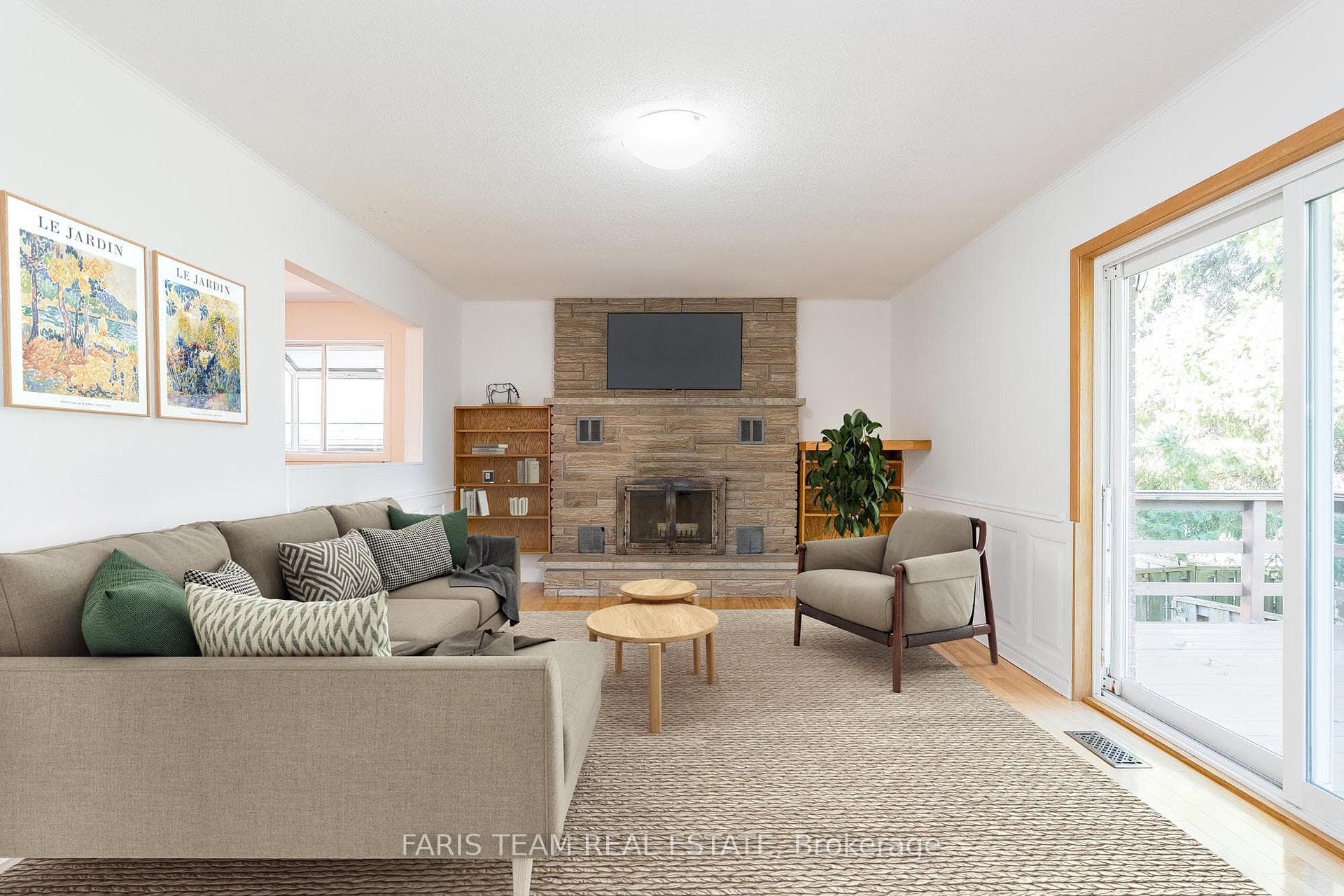 431 Innisfil Street photo 4