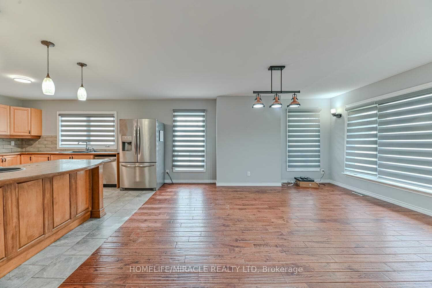 1024 Barton Street photo 6