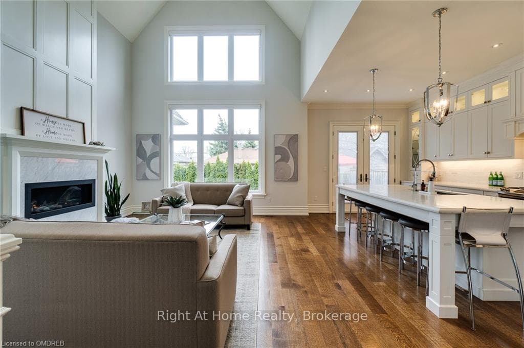 298 FELAN Avenue photo 14