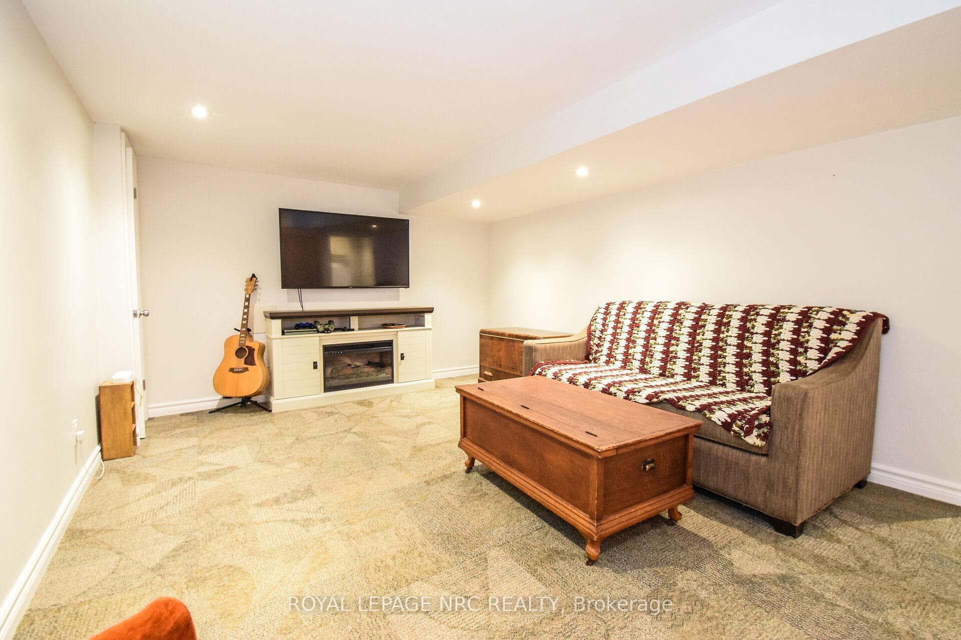 3 Kingsway Crescent photo 24