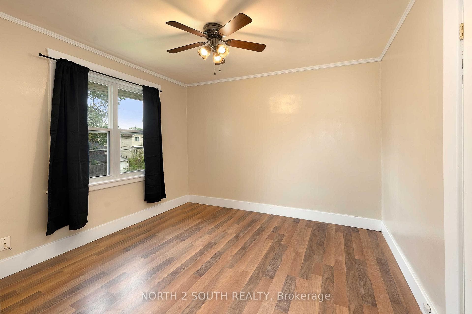 1604 Bruce Avenue photo 16