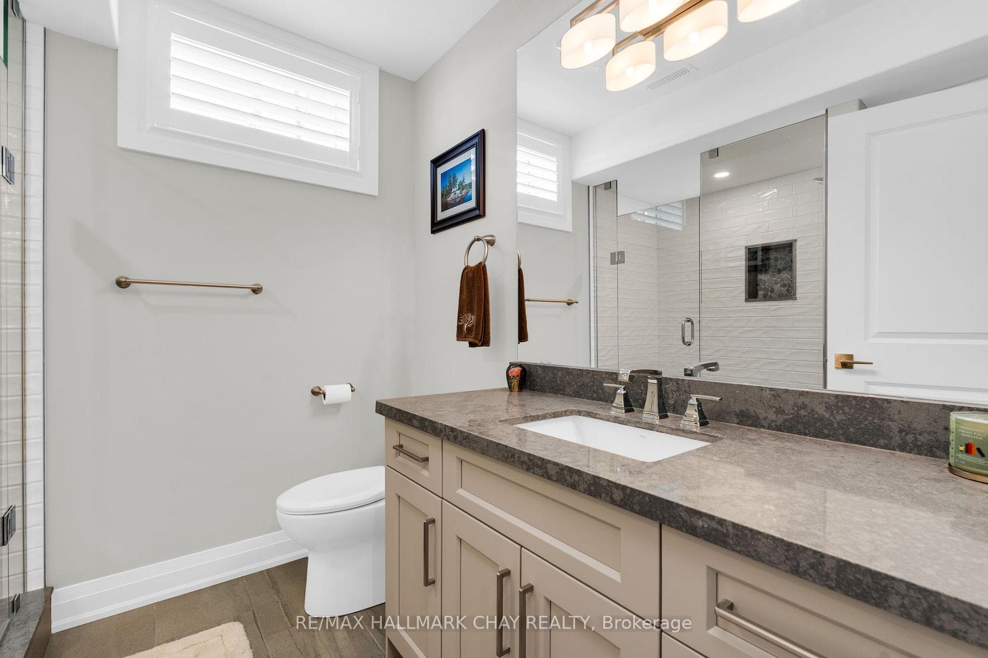 8 Byers Street photo 30