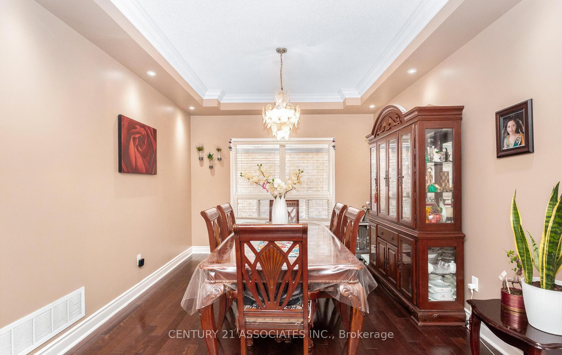998 Vickerman Way Unit (UPPER LEVELS) photo 8