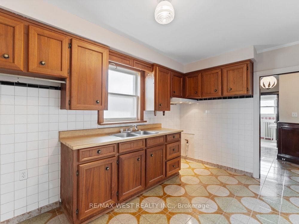 12 Dewson Street photo 24
