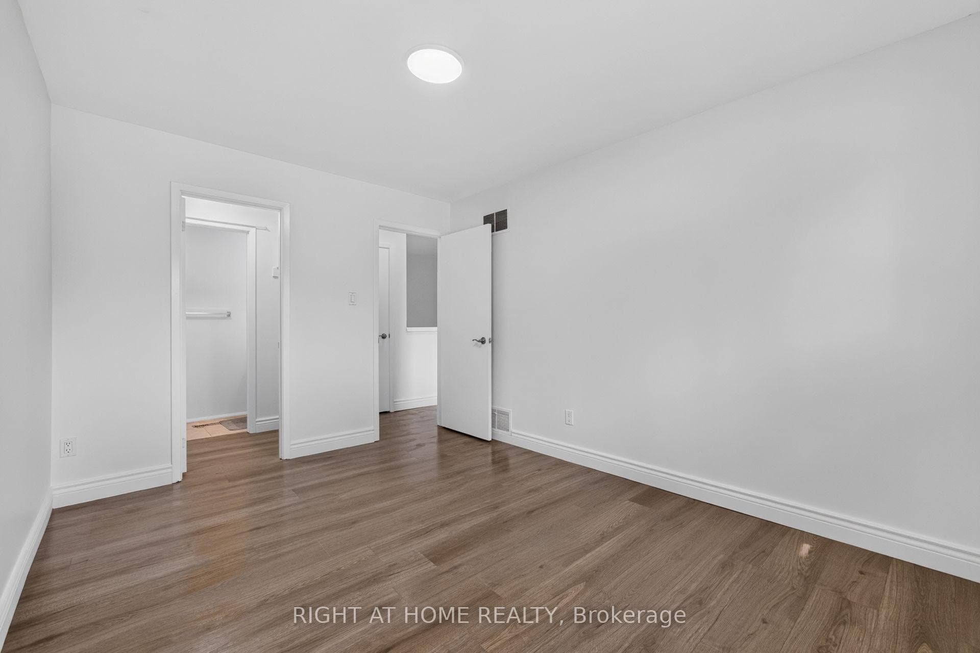 2605 Woodchester Drive Unit 5 photo 15