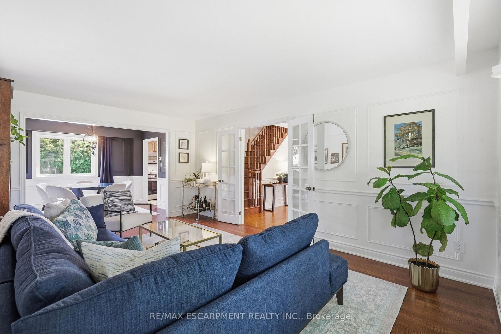 463 Gowland Crescent photo 15