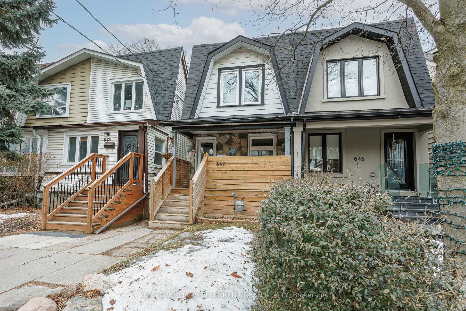 647 Rhodes Avenue photo 30