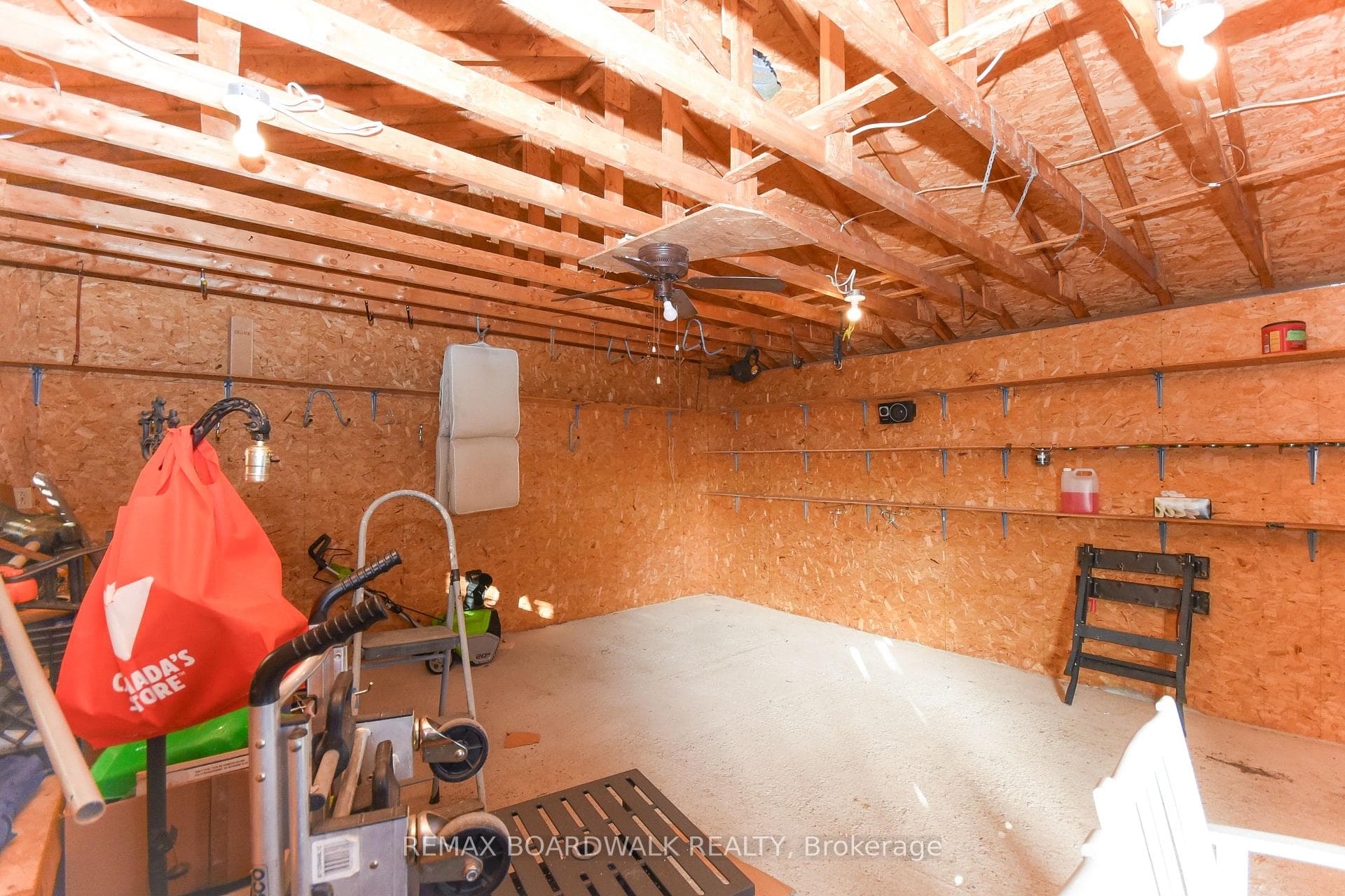 323 Fullerton Avenue photo 44