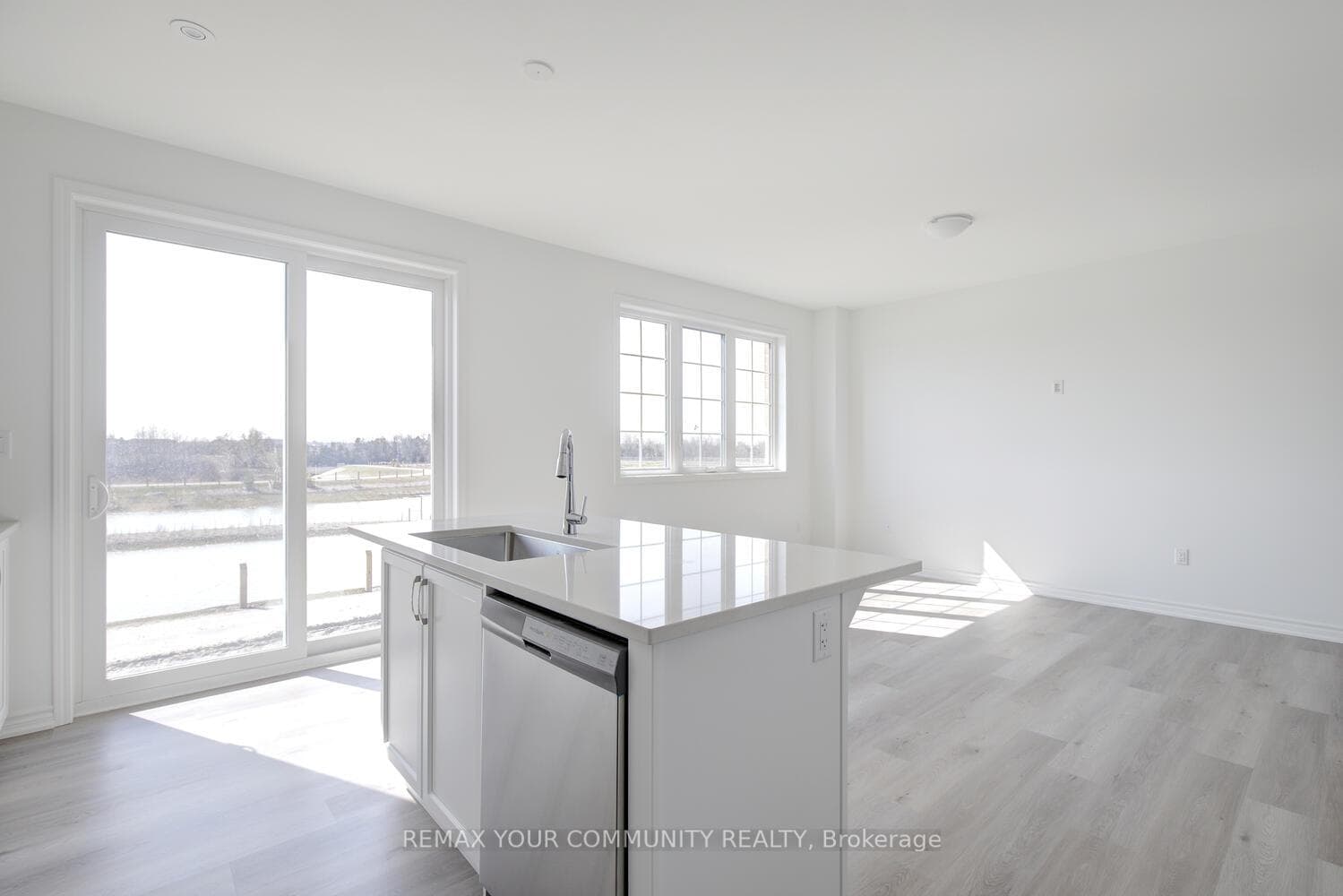 72 Vinewood Crescent photo 16