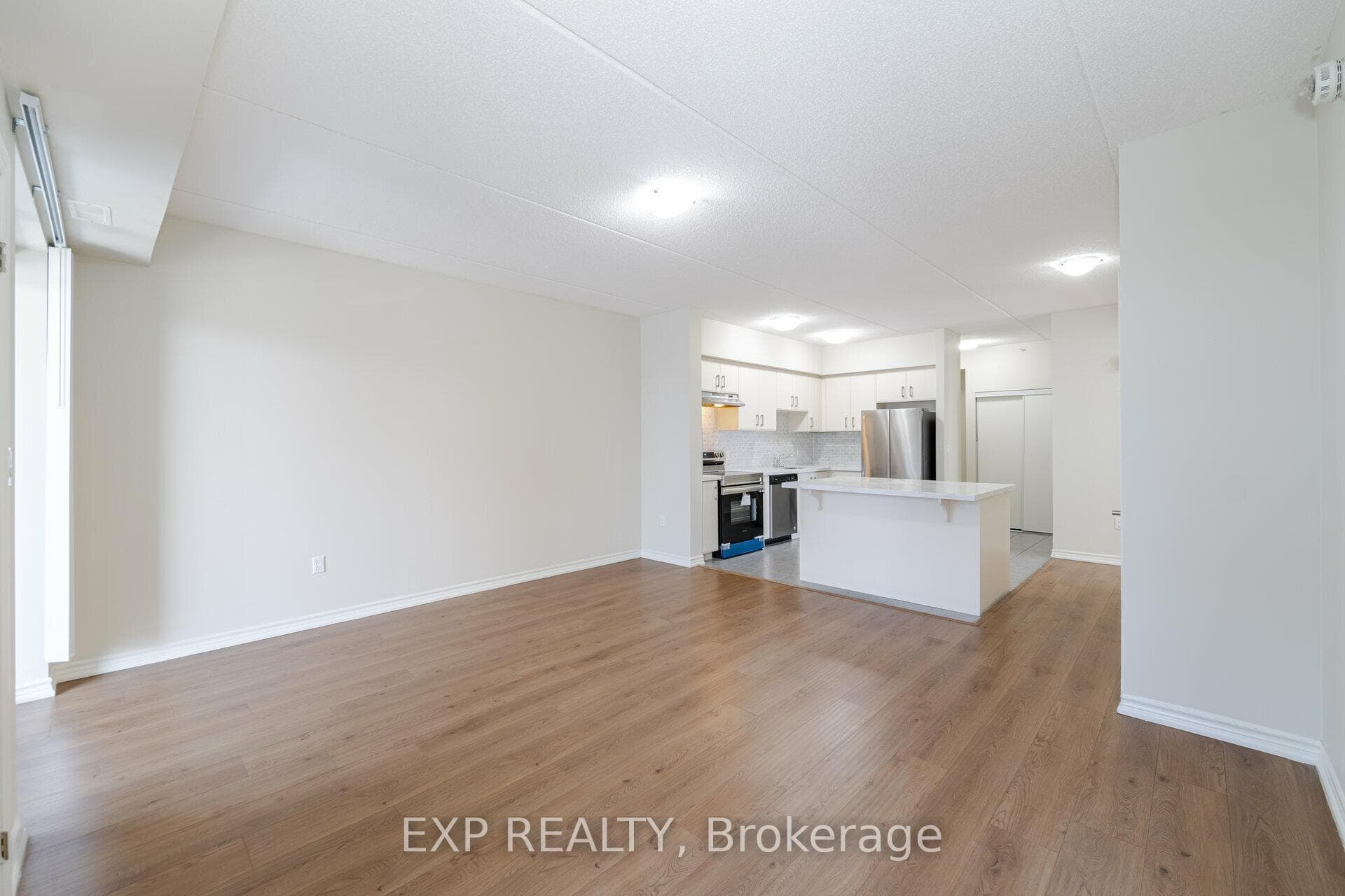 640 Sauve Street Unit 402 photo 10