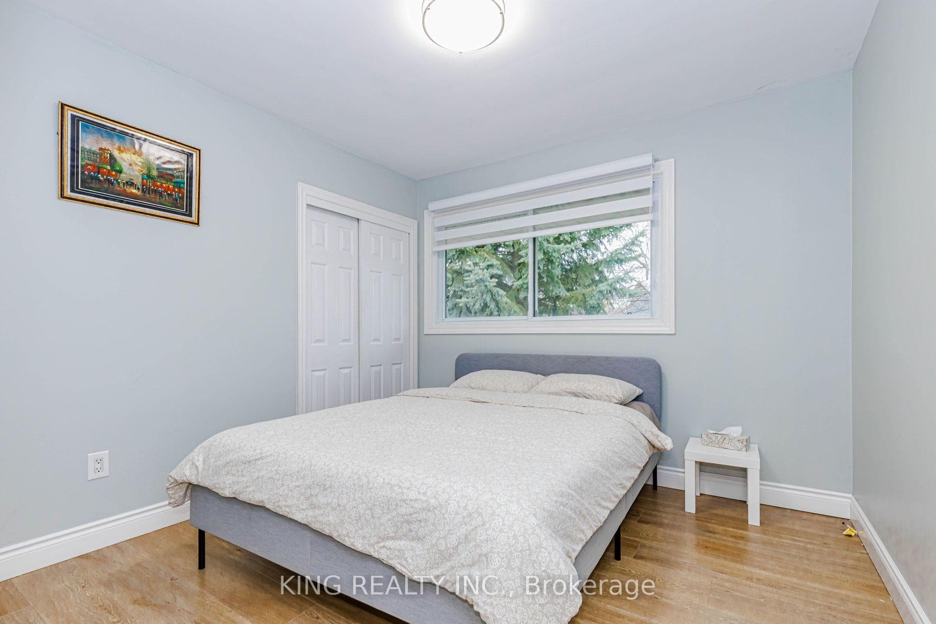 476 BUNTING Road photo 30