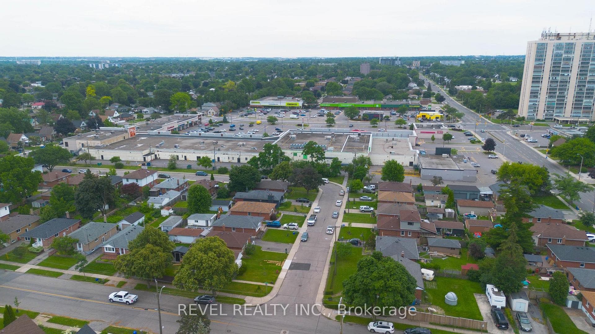 481 Upper Gage Avenue photo 44