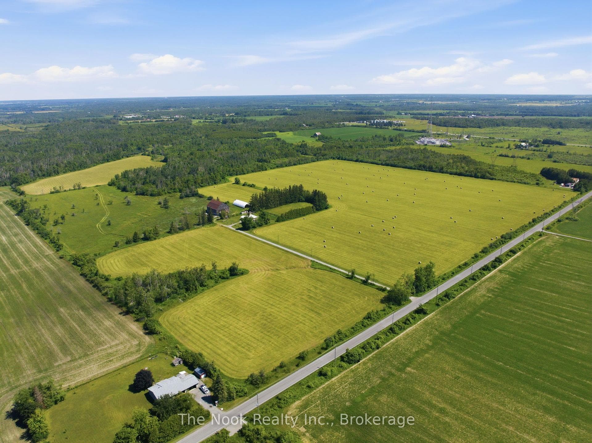 1245 Concession 3 Road photo 2