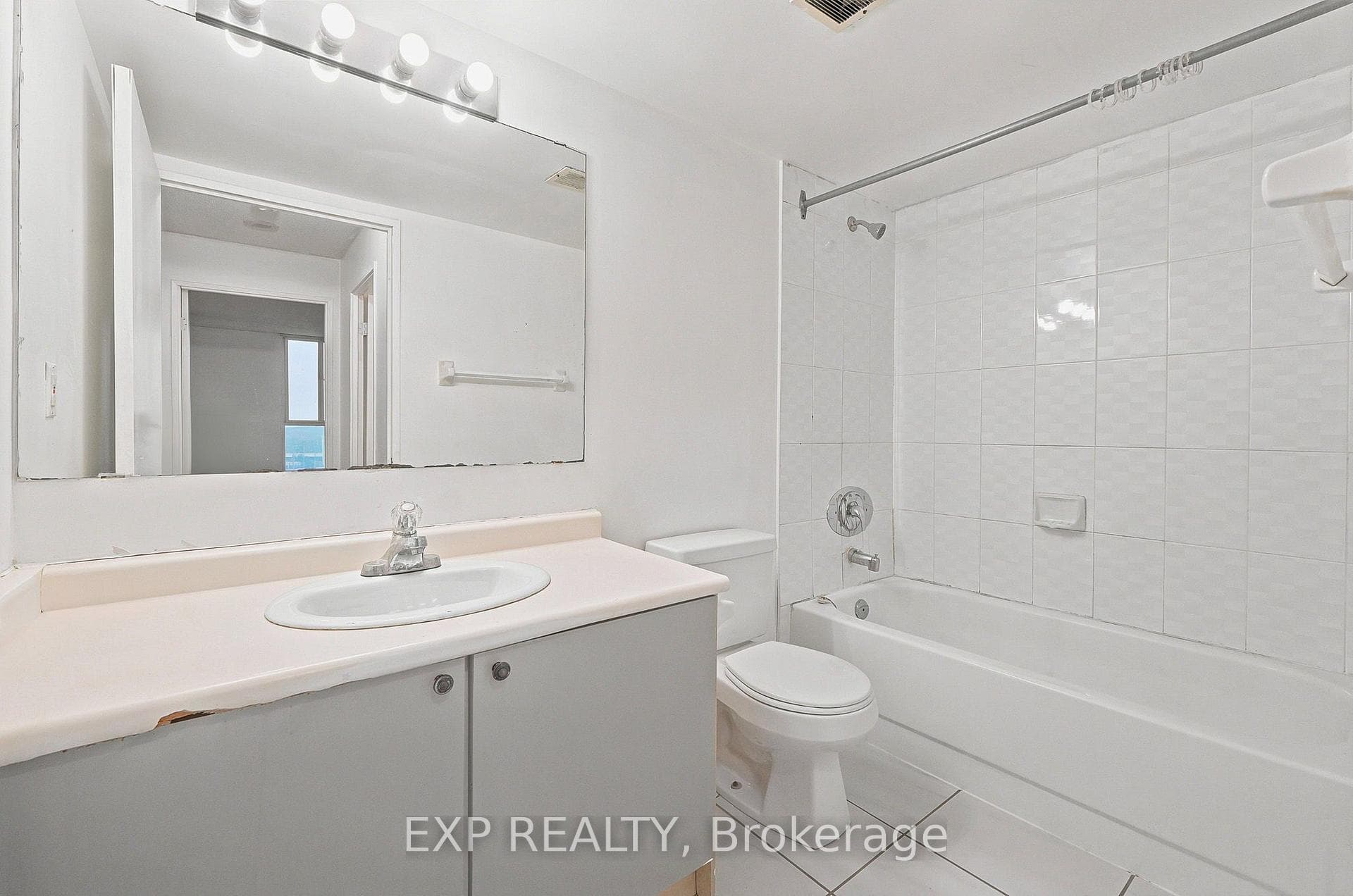 155 Hillcrest Avenue Unit 1114 photo 25