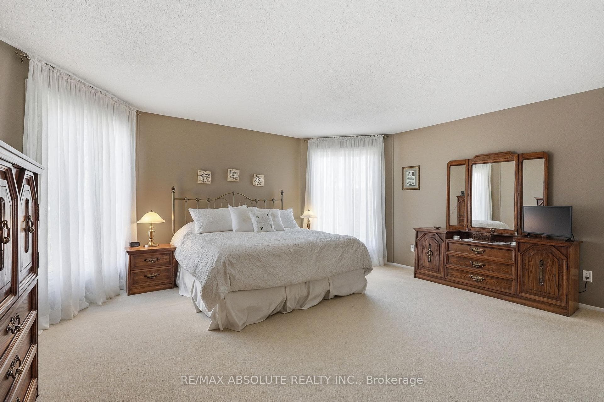 759 Montcrest Drive photo 20
