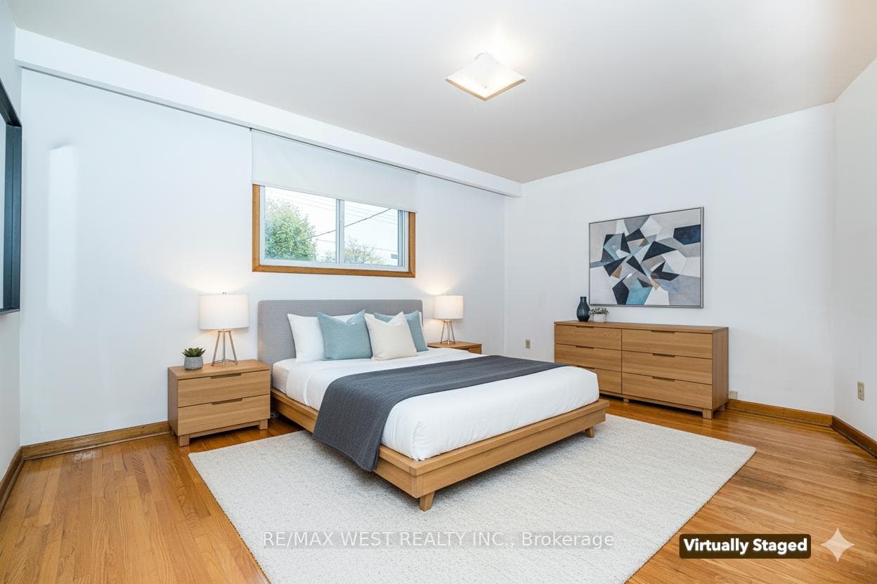 77 Maryhill Drive photo 8