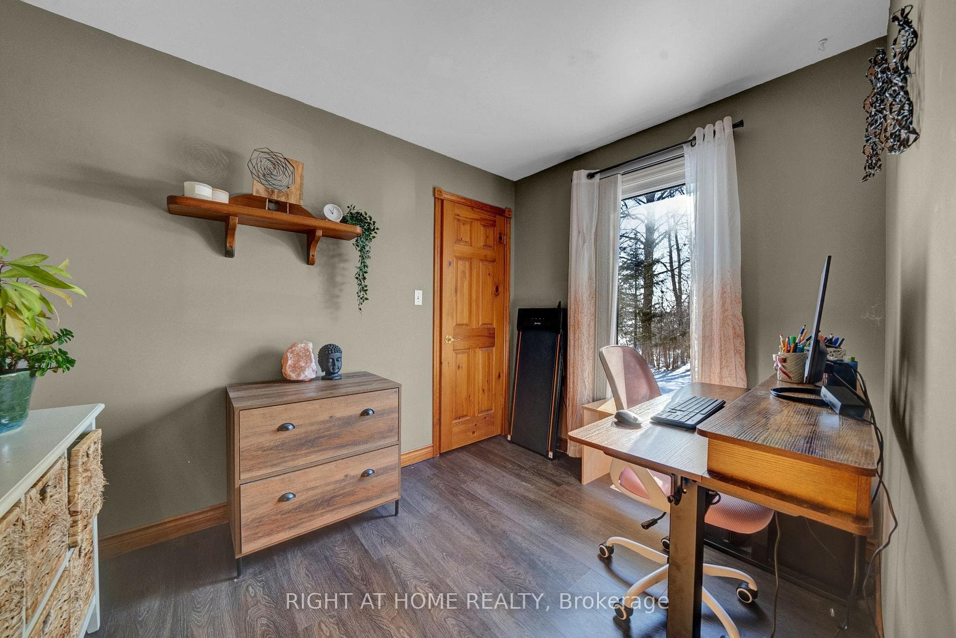 424 Bridle Road photo 22