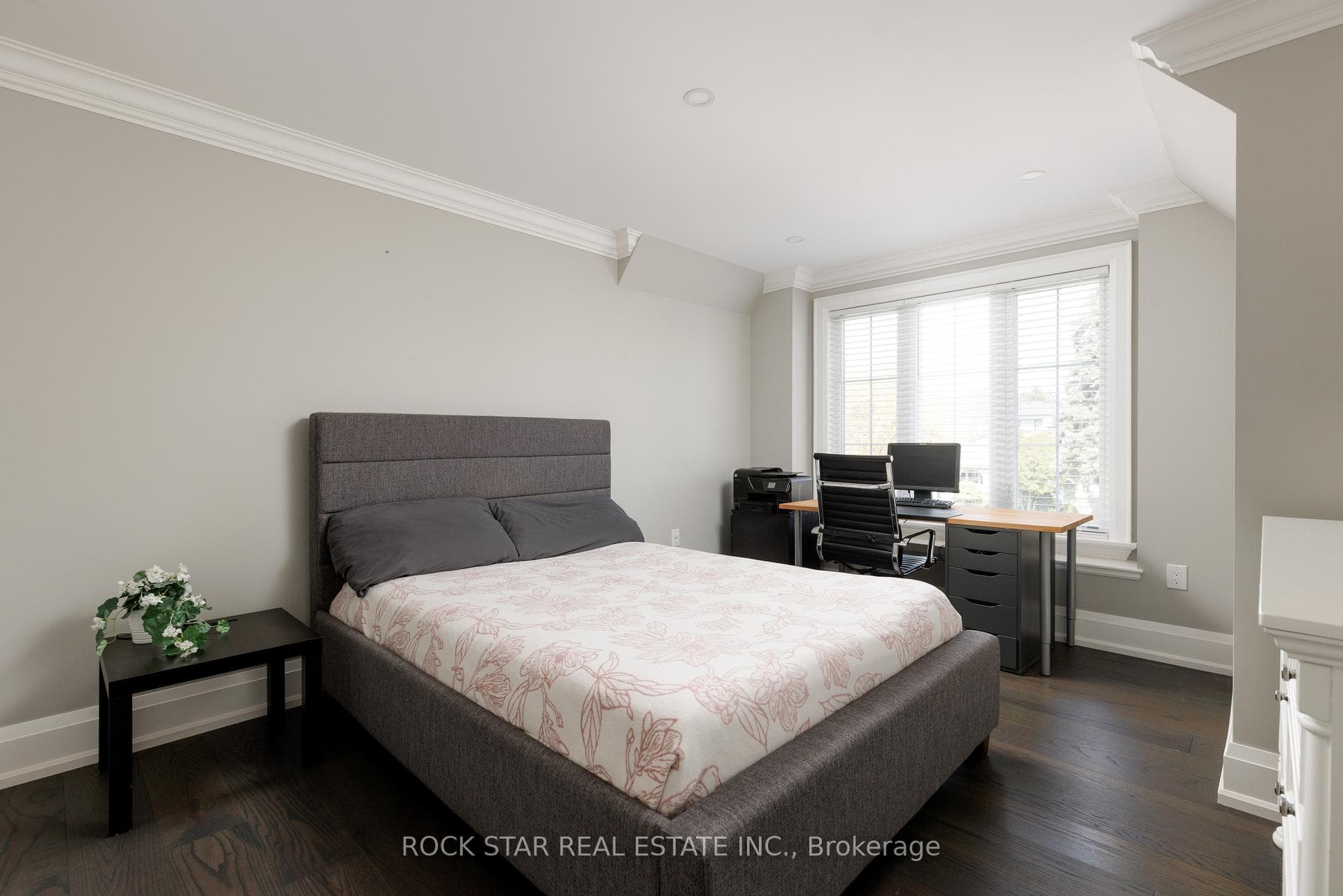 540 Weir Avenue photo 37