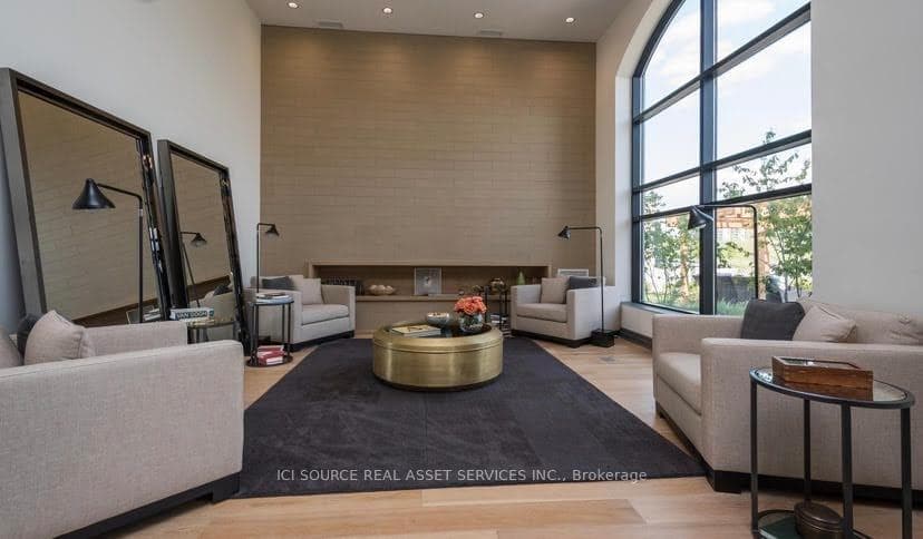 260 Villagewalk Boulevard Unit 1204 photo 22