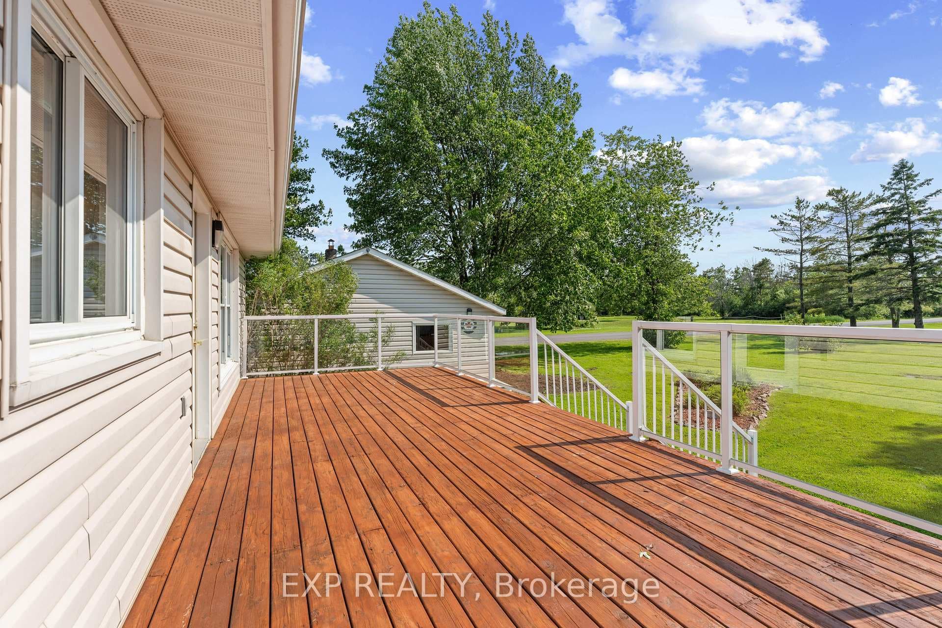 450 Coronation Boulevard photo 8