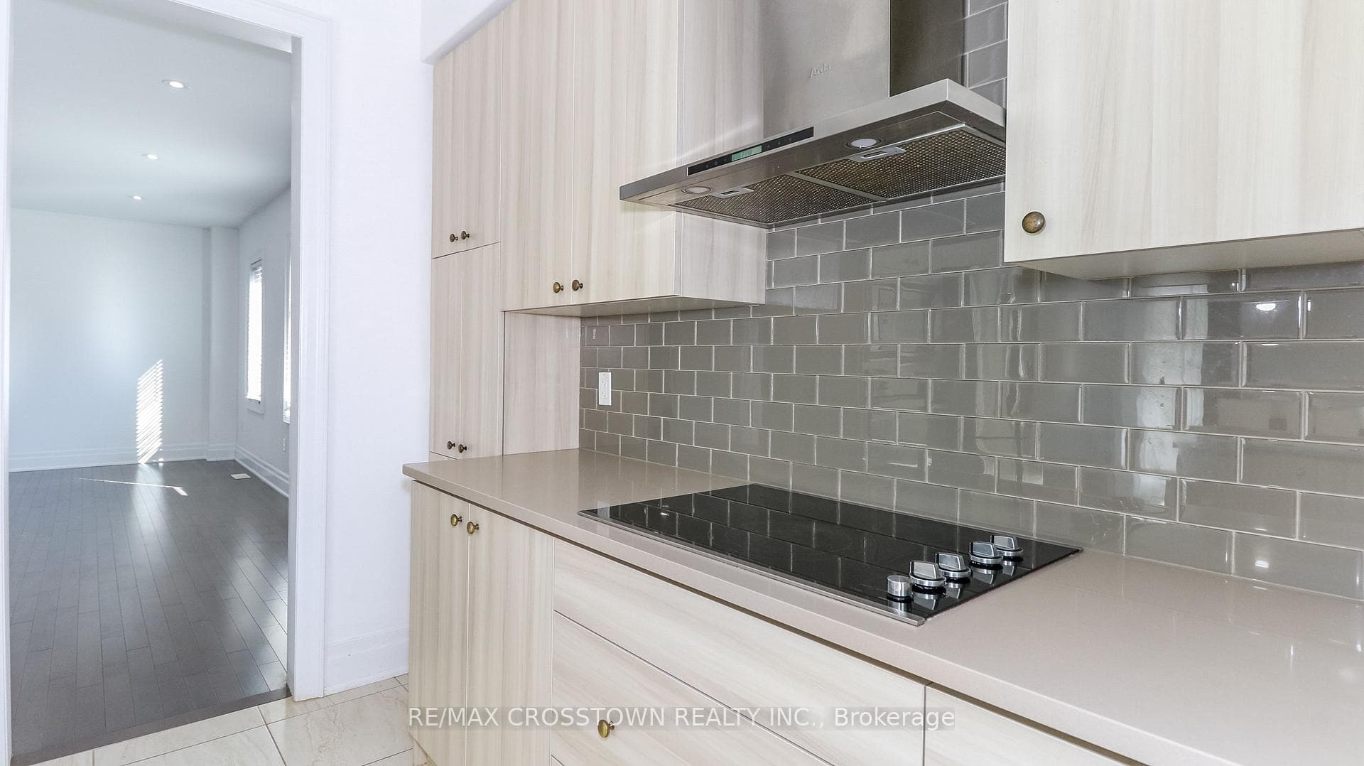 69 Morrison Avenue photo 13