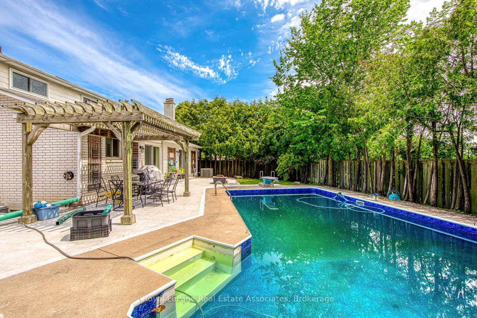 30 Marlow Place photo 45