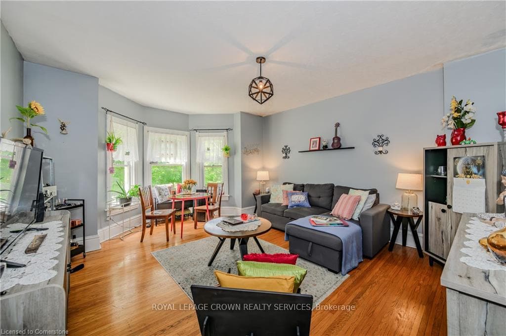 5-7 Lincoln Avenue photo 16