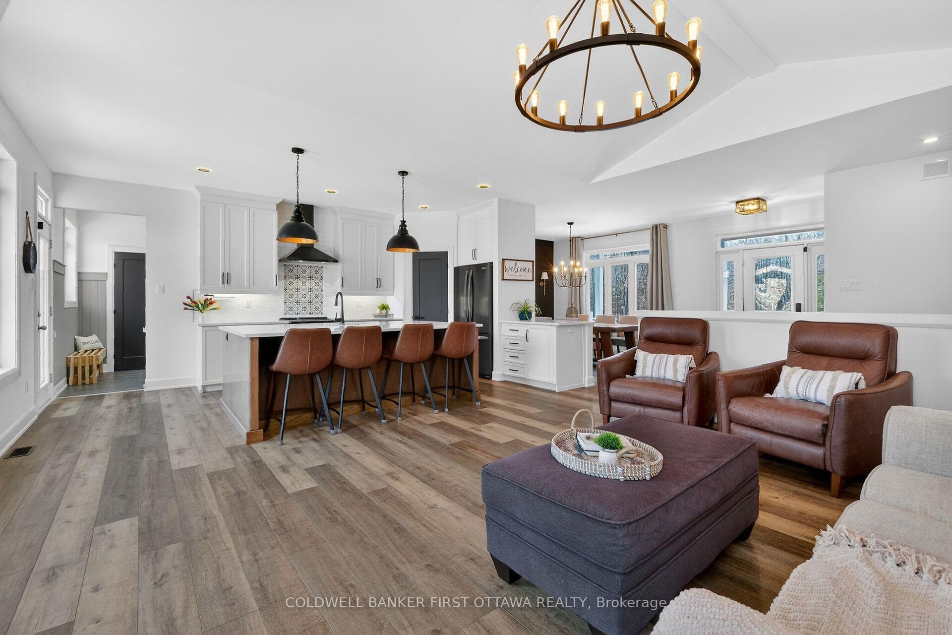 134 James Andrew Way photo 8