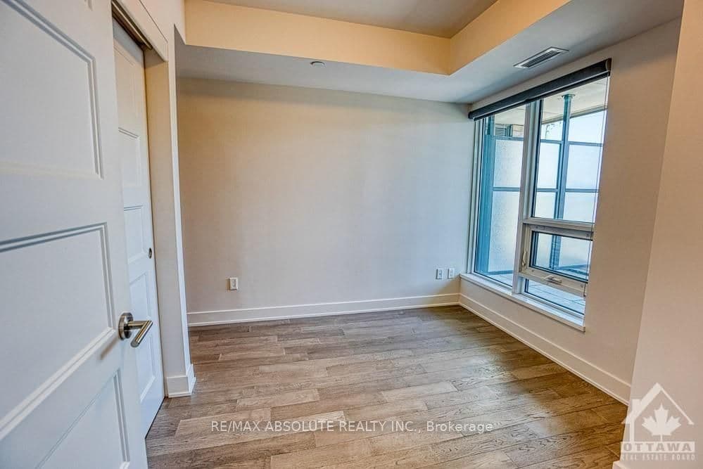 411 MACKAY Street Unit 209 photo 9