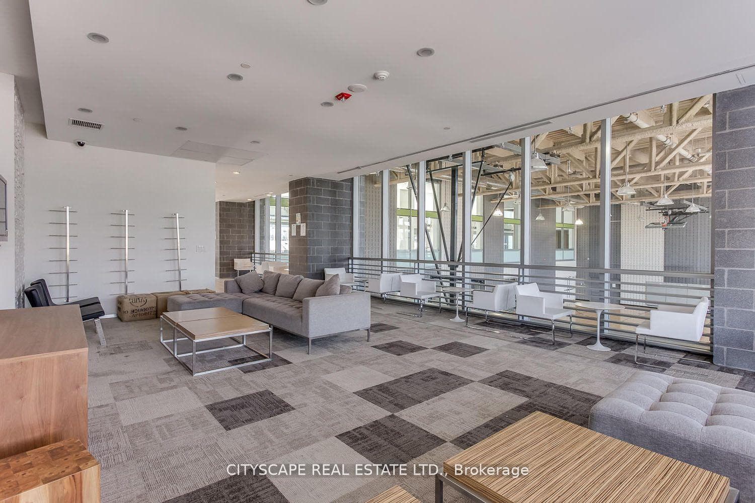 365 Prince of Wales Drive Unit 611 photo 32