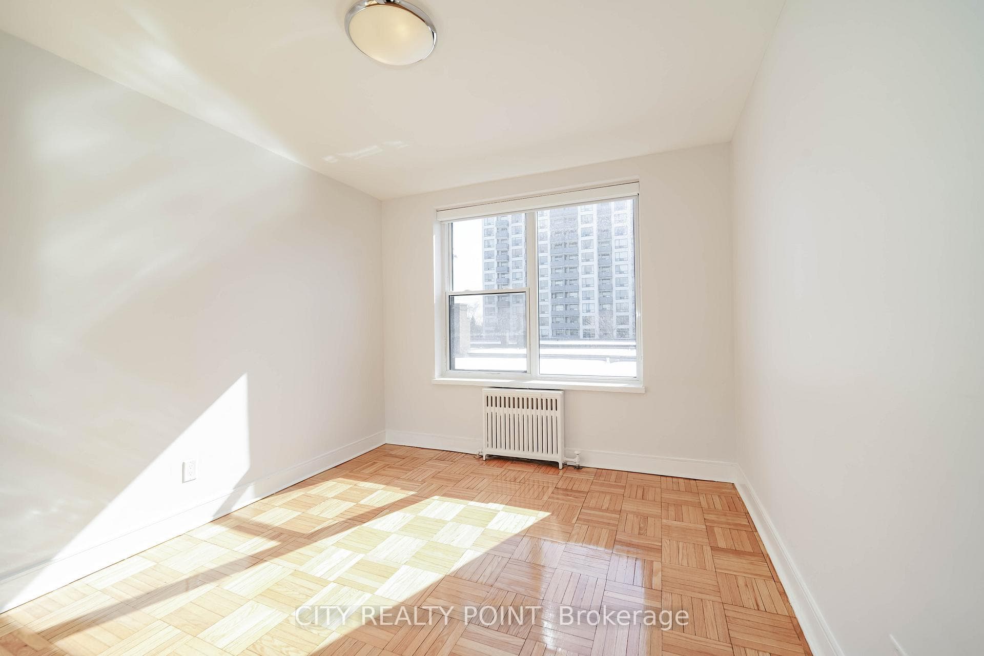 1545 Bathurst Street Unit 405 photo 12