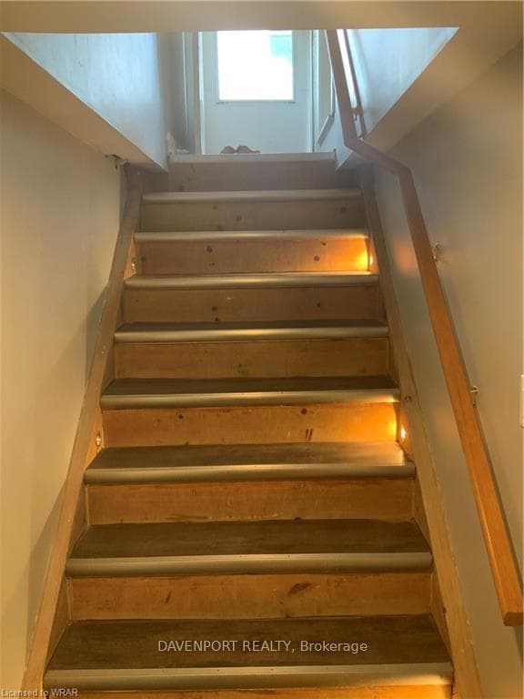780 Rockway Drive photo 4