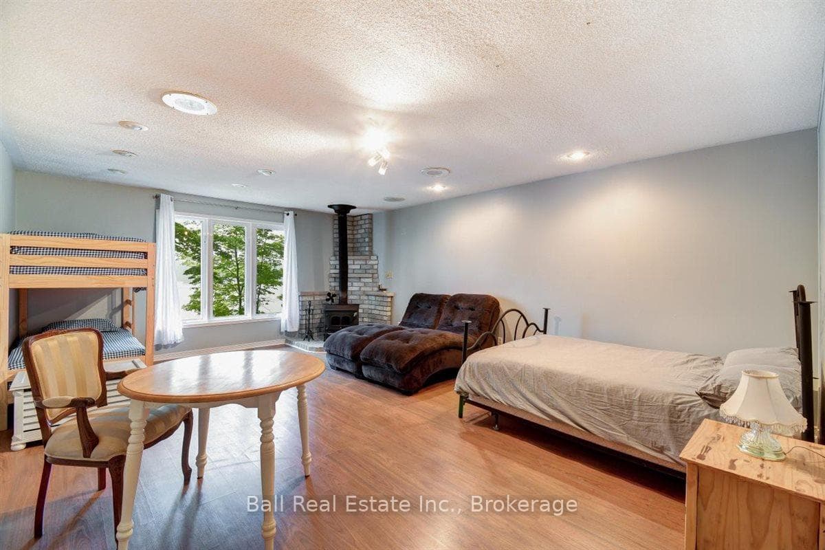 611 Skene Road photo 18