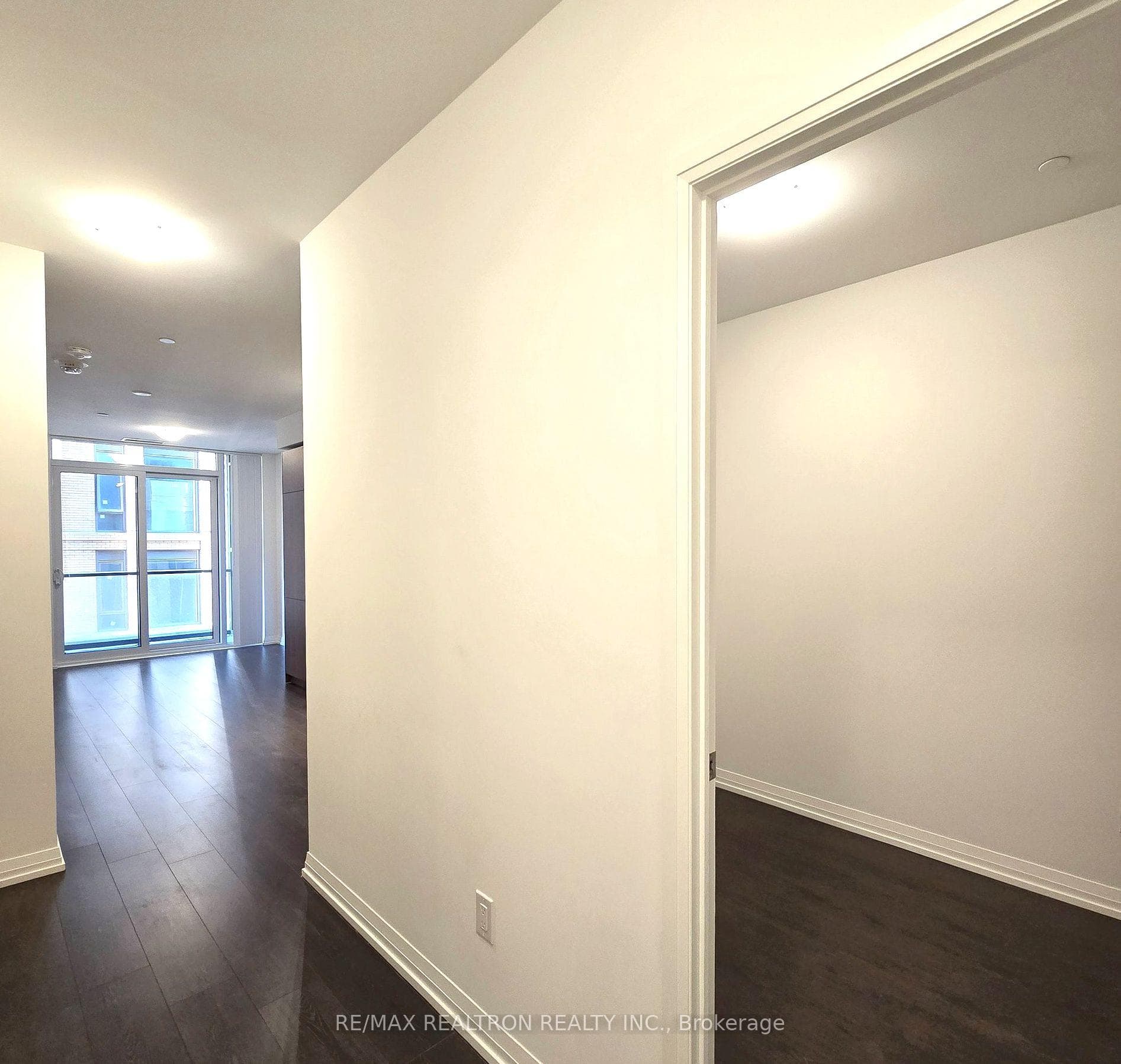 8 Widmer Street Unit 1204 photo 29