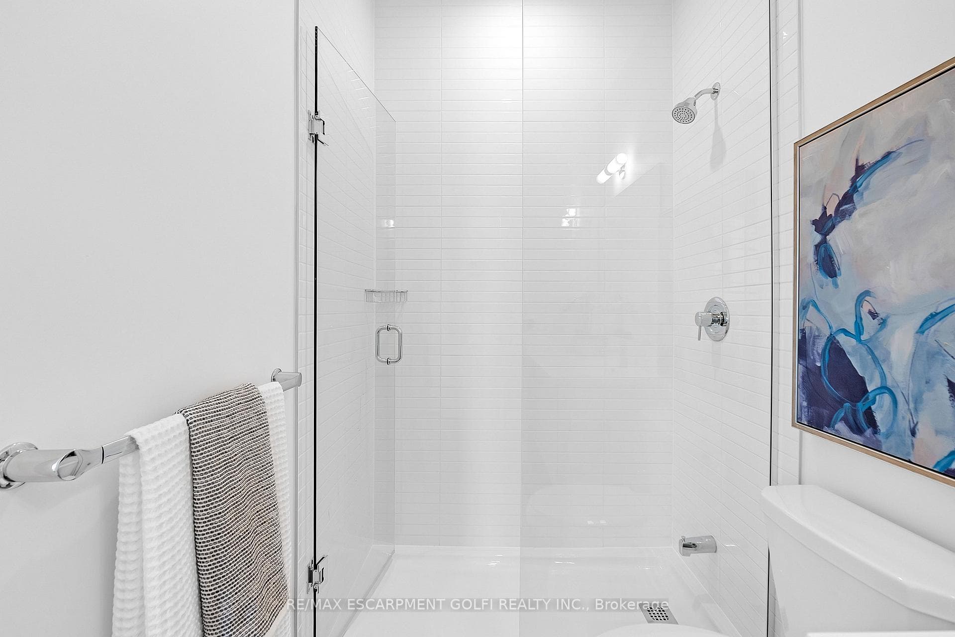 3220 William Coltson Avenue Unit 2207 photo 24