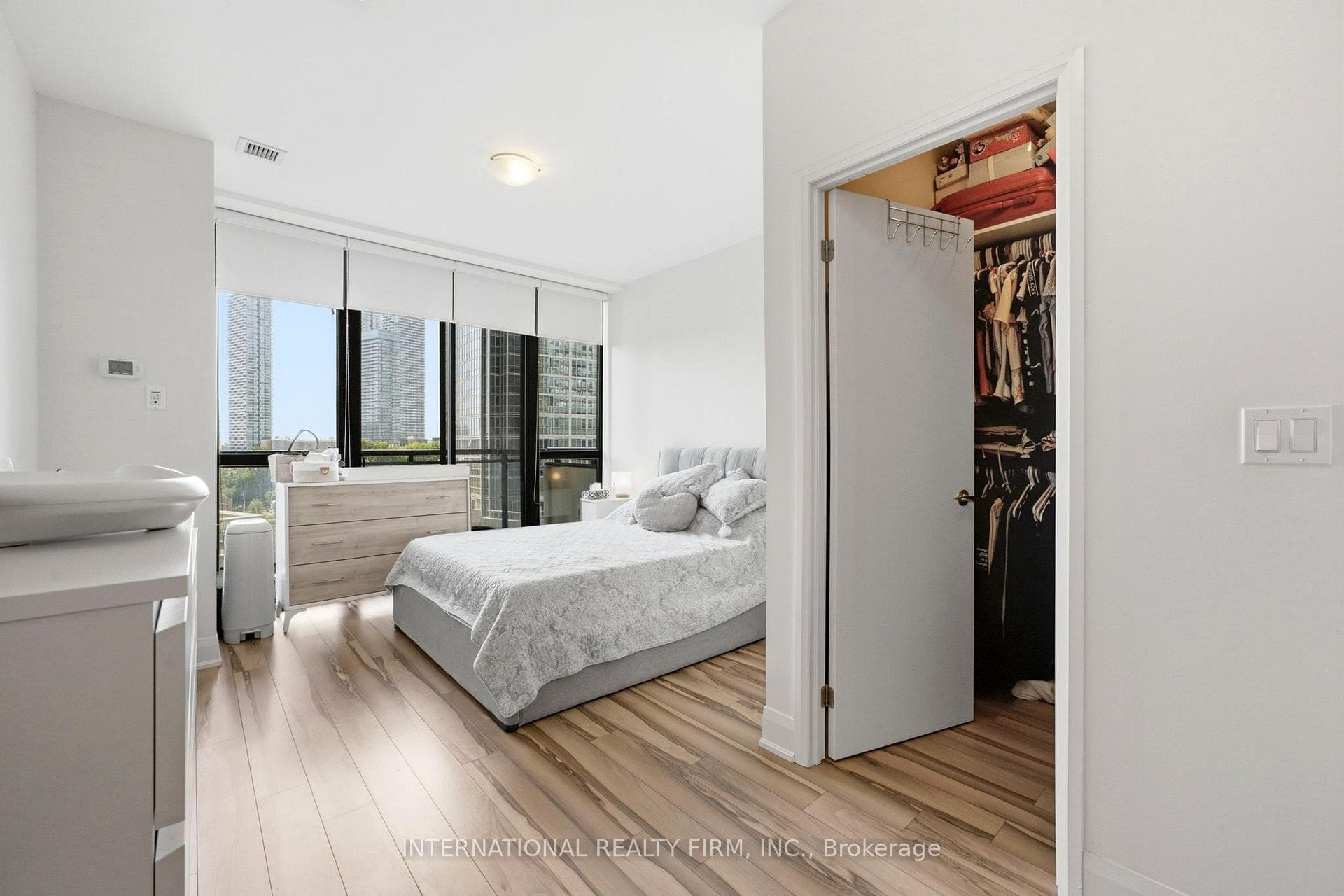 2900 Highway 7 Road Unit 519 photo 11