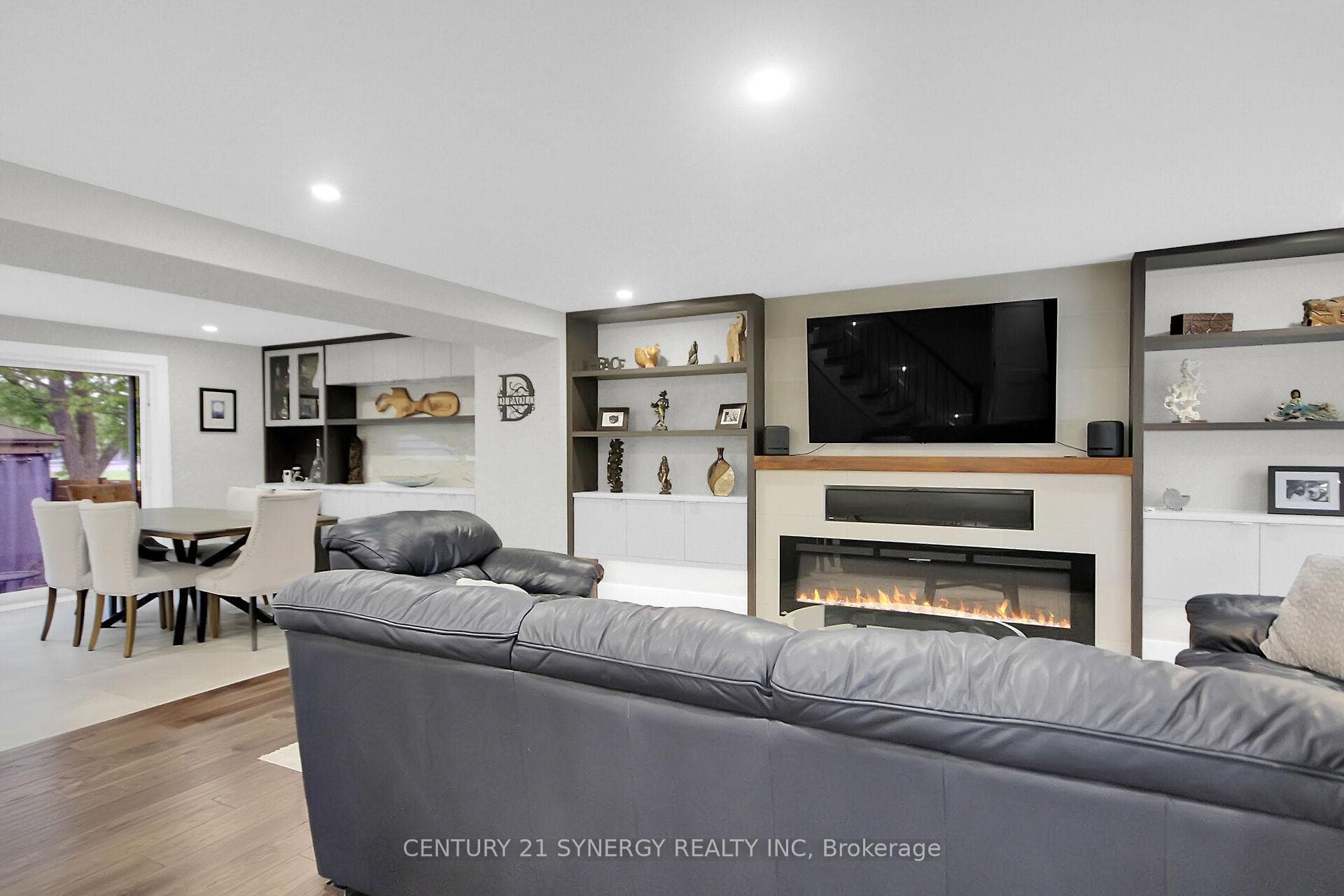 26 Seymour Avenue photo 7