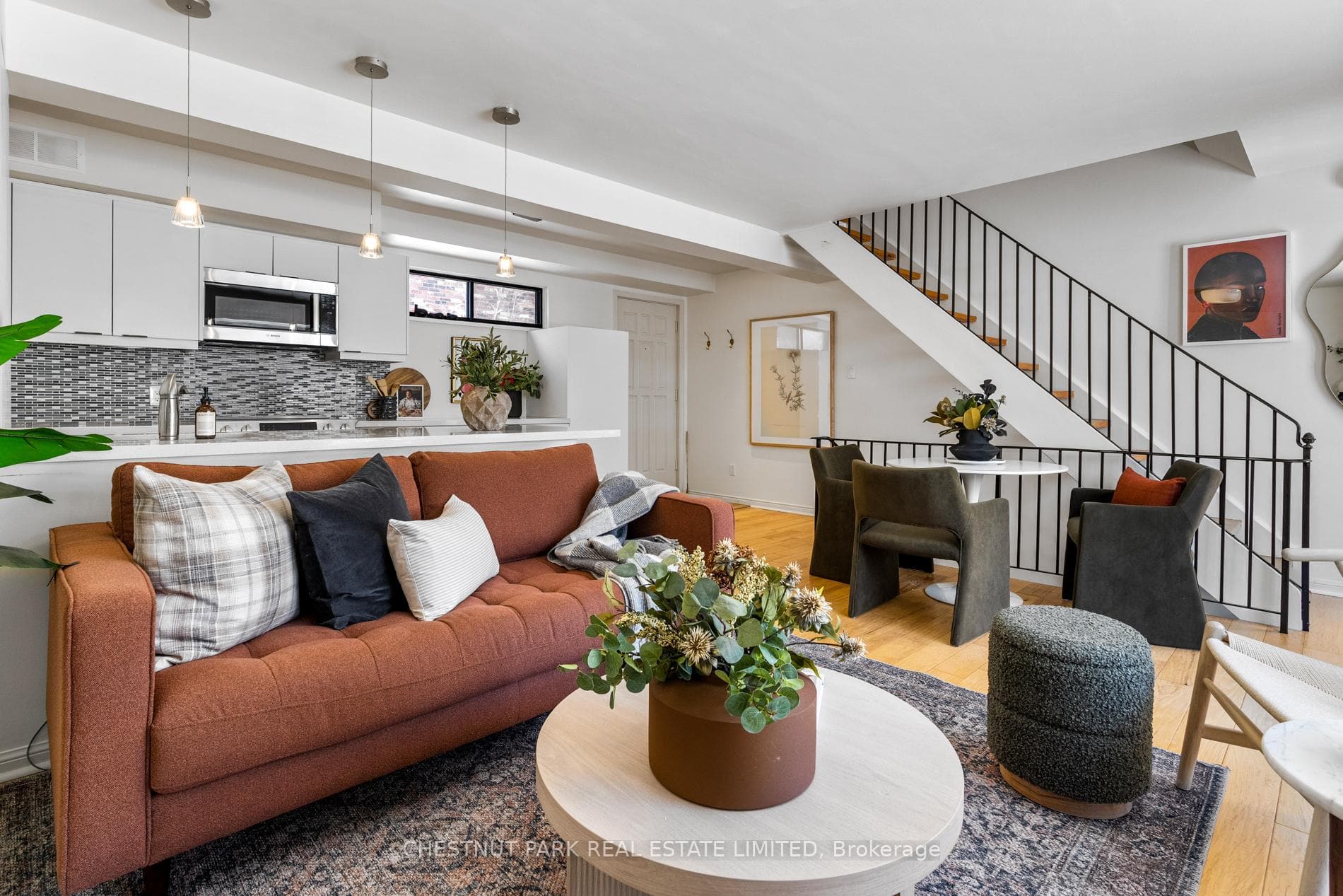 70 Shaftesbury Avenue Unit TH 11 photo 12